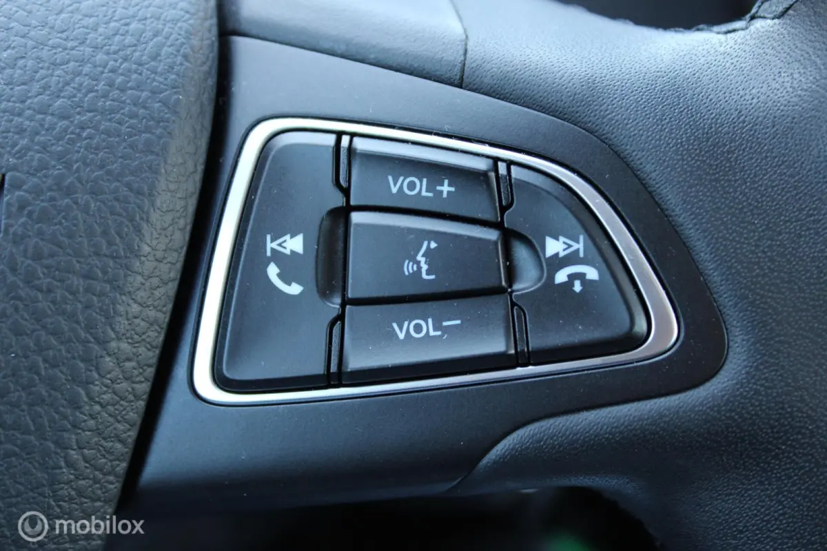1.0 Turbo Lease Edition, Navi, App connect, Pdc, Cruise, Clima, Telefoon