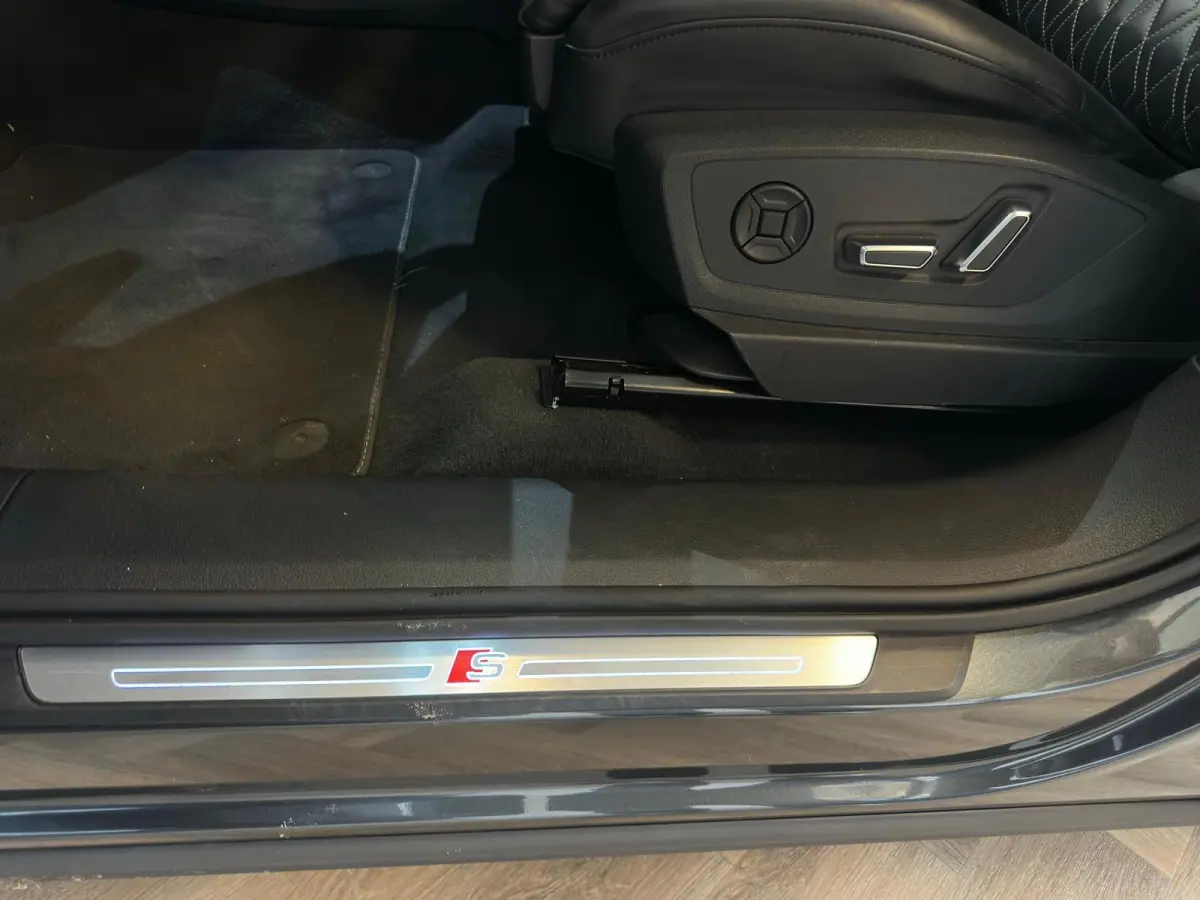 55 quattro S edition 95 kWh|B&O|SFEER|PANO|HUD|