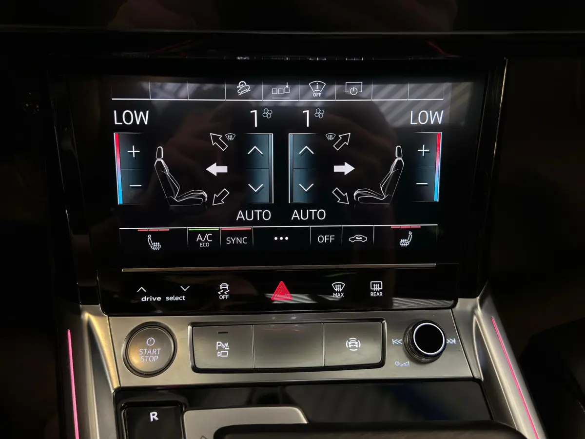 55 quattro S edition 95 kWh|B&O|SFEER|PANO|HUD|