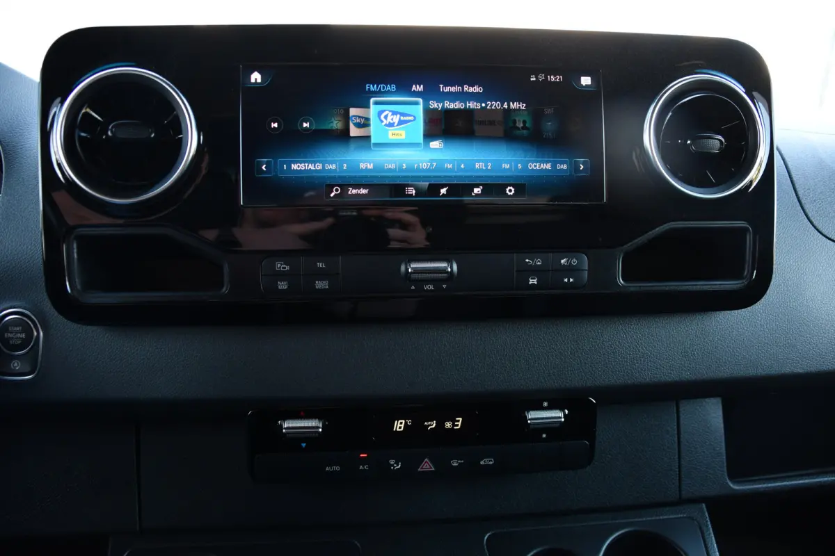 319 V6 3.0 CDI L2H2 PB Edition MARGE! Adaptieve Cruise, Camera, Carplay, 190pk, LED, Stoelverwarming, Multimedia, Automaat, Uniek!