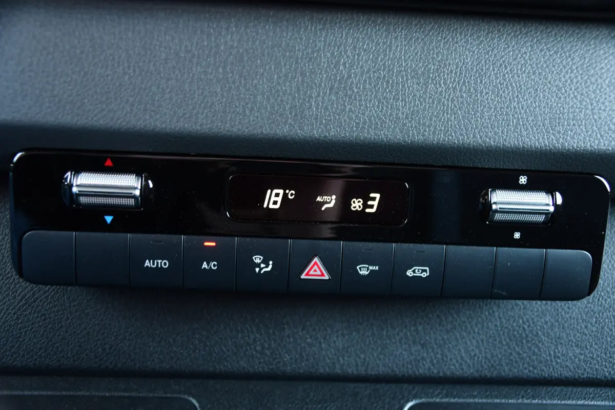 319 V6 3.0 CDI L2H2 PB Edition MARGE! Adaptieve Cruise, Camera, Carplay, 190pk, LED, Stoelverwarming, Multimedia, Automaat, Uniek!