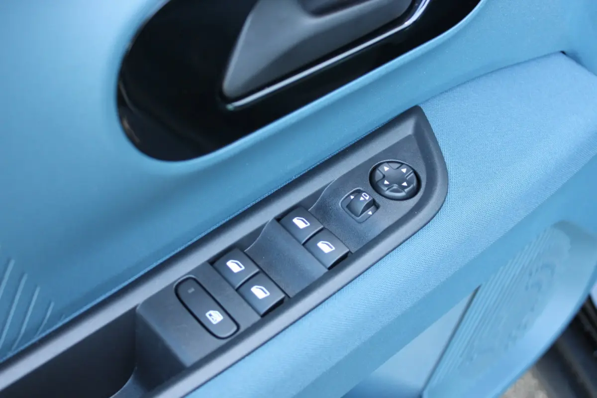 1.2 Hybrid La Prima | Achteruitrijcamera | Airco (automatisch) | Apple Carplay/Android Auto|telefoonintegratie premium