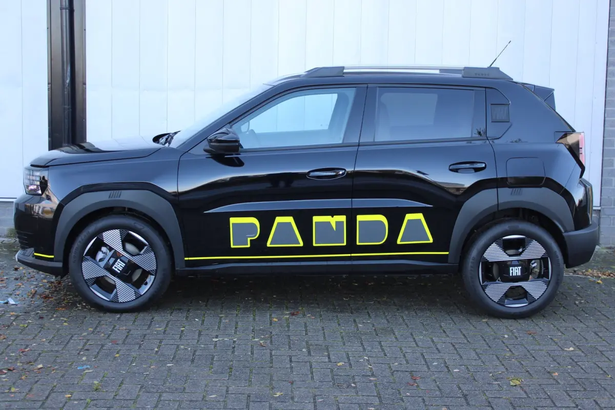 1.2 Hybrid La Prima | Achteruitrijcamera | Airco (automatisch) | Apple Carplay/Android Auto|telefoonintegratie premium