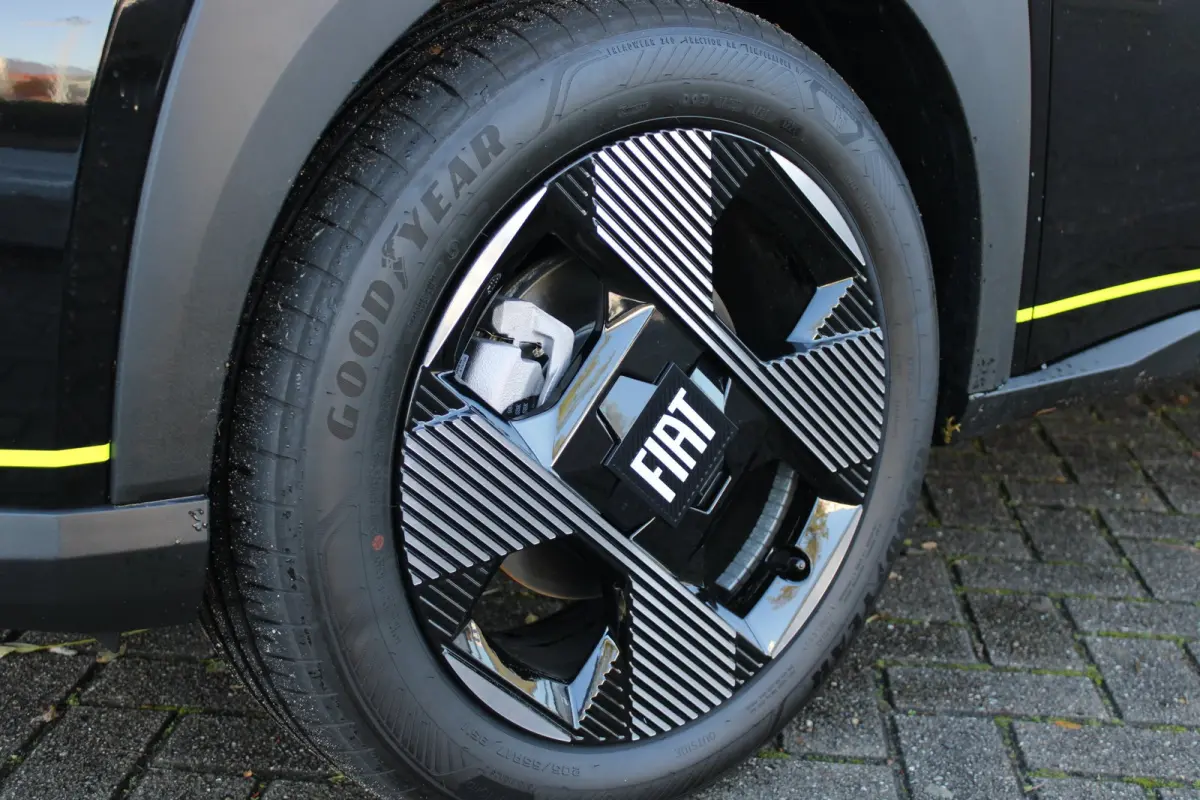 1.2 Hybrid La Prima | Achteruitrijcamera | Airco (automatisch) | Apple Carplay/Android Auto|telefoonintegratie premium