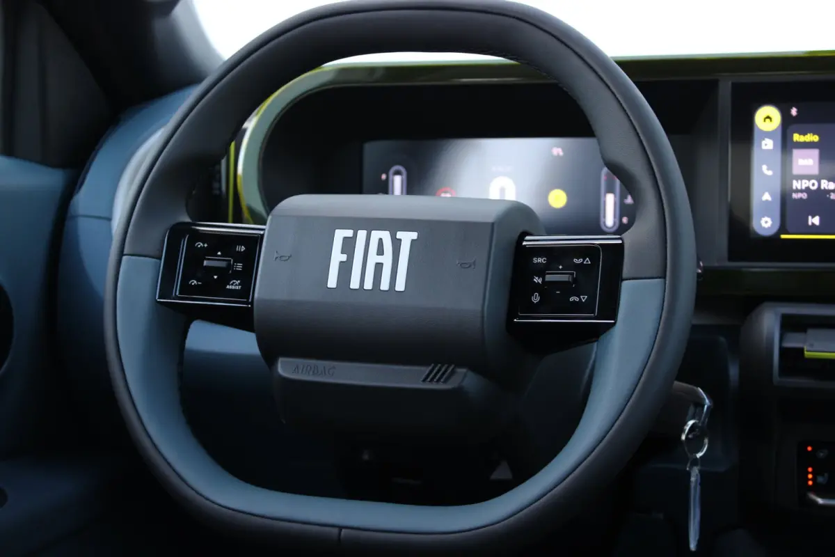 1.2 Hybrid La Prima | Achteruitrijcamera | Airco (automatisch) | Apple Carplay/Android Auto|telefoonintegratie premium