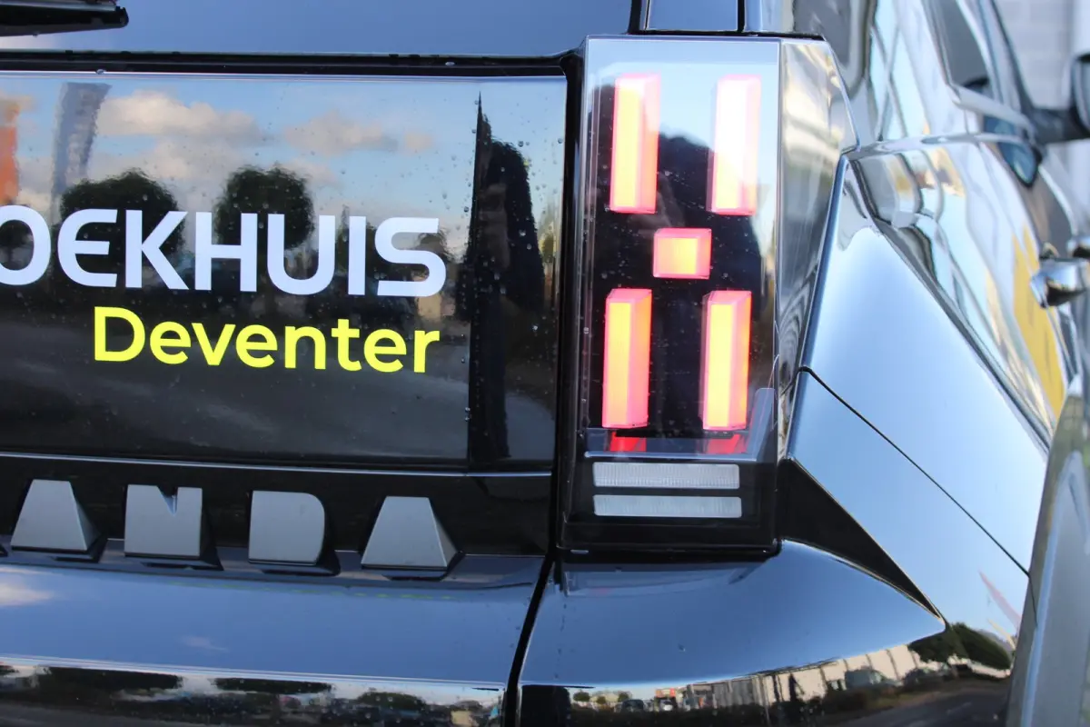 1.2 Hybrid La Prima | Achteruitrijcamera | Airco (automatisch) | Apple Carplay/Android Auto|telefoonintegratie premium