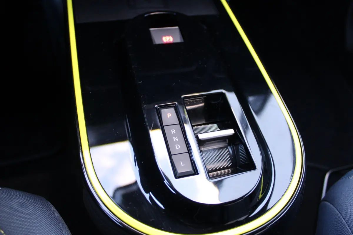 1.2 Hybrid La Prima | Achteruitrijcamera | Airco (automatisch) | Apple Carplay/Android Auto|telefoonintegratie premium