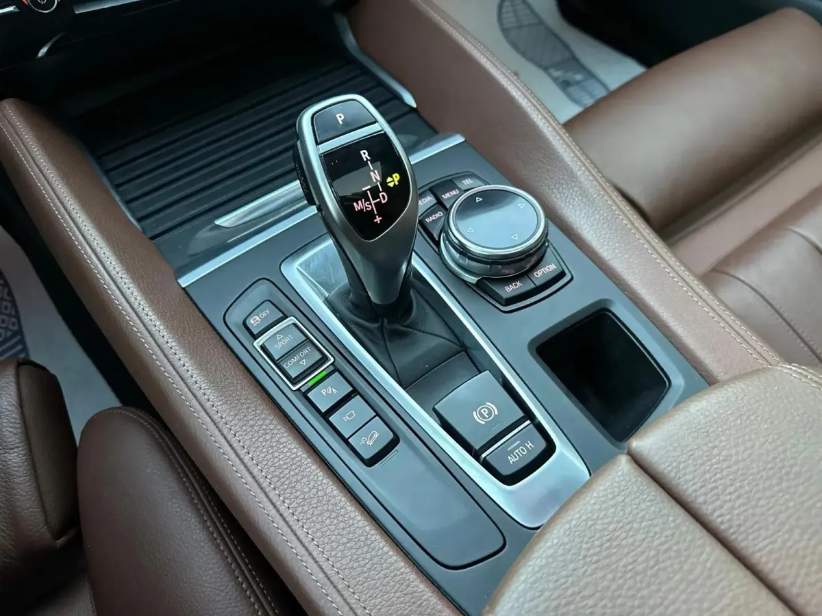 XDrive30d High Executive