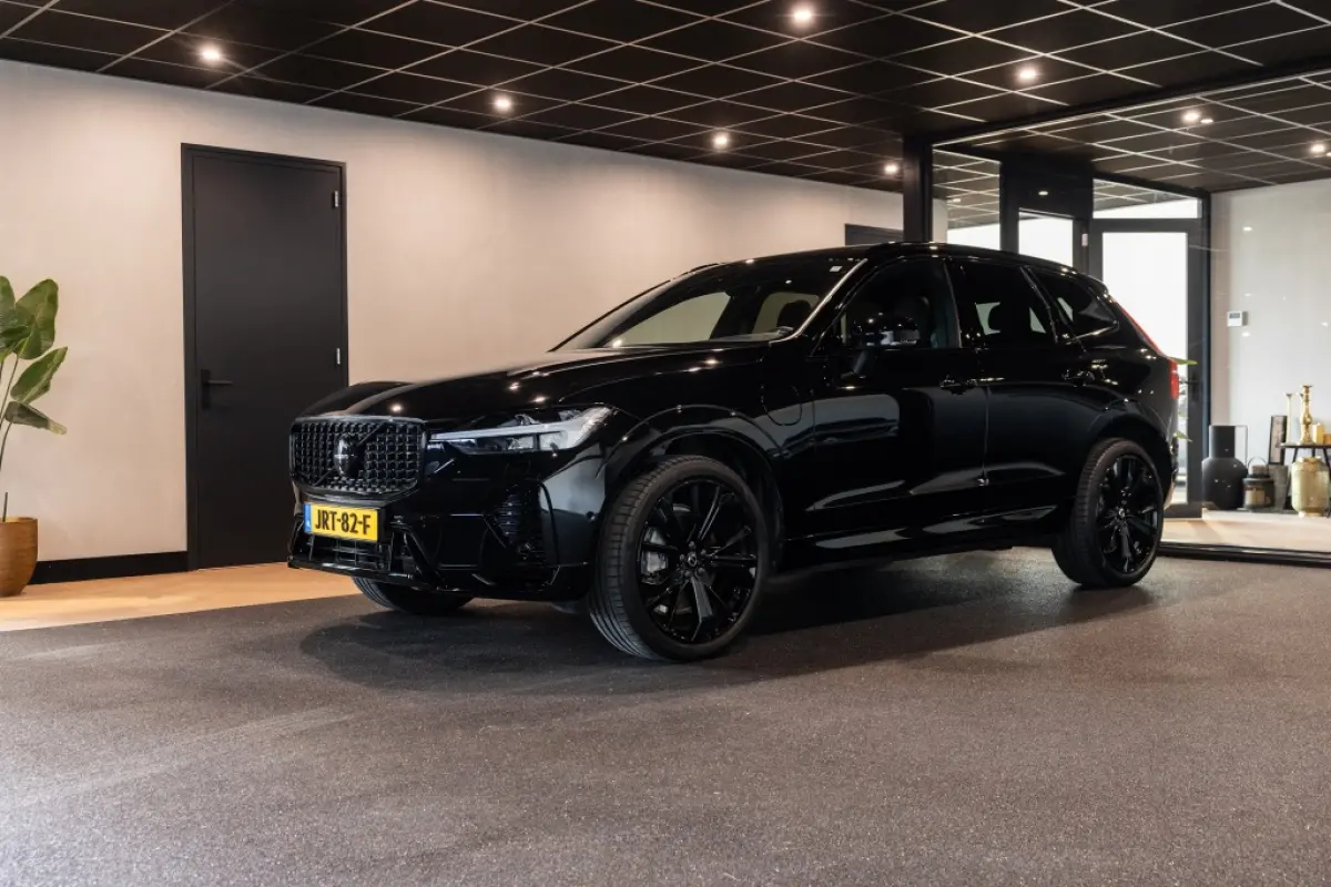 T8 Plus Black Edition AWD | H&K | 360 Cam | Pano |