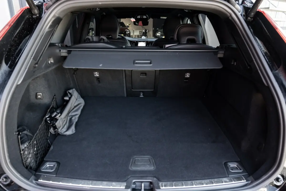 T8 Plus Black Edition AWD | H&K | 360 Cam | Pano |