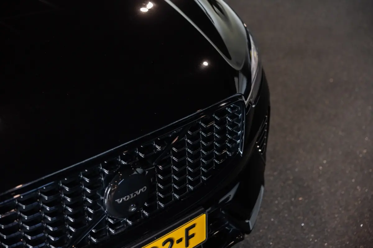 T8 Plus Black Edition AWD | H&K | 360 Cam | Pano |