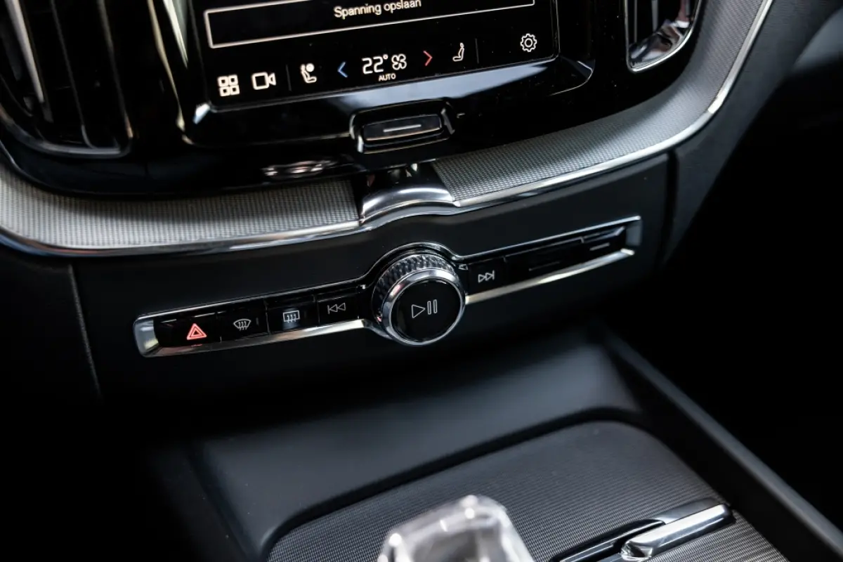 T8 Plus Black Edition AWD | H&K | 360 Cam | Pano |