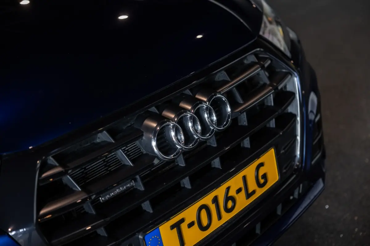 55 TFSI PHEV S Line | Quattro | Camera | Stoelverwarming |