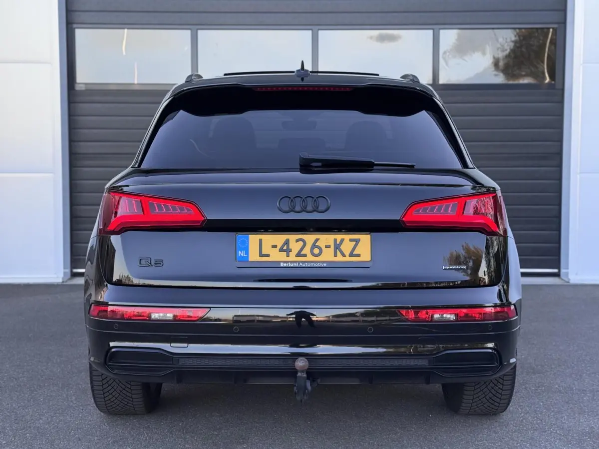 2.0 TFSI Quattro S-Line Black Edition Panodak|Camera