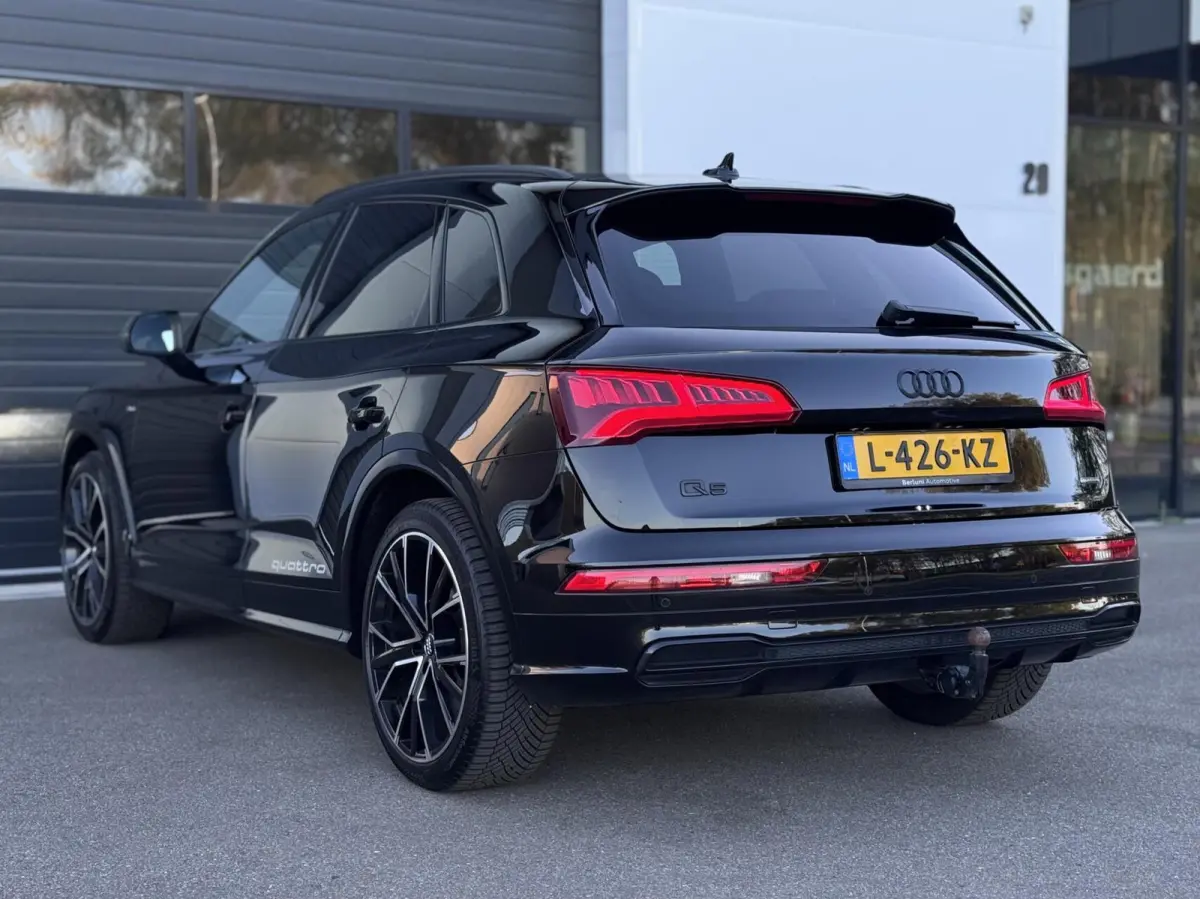 2.0 TFSI Quattro S-Line Black Edition Panodak|Camera