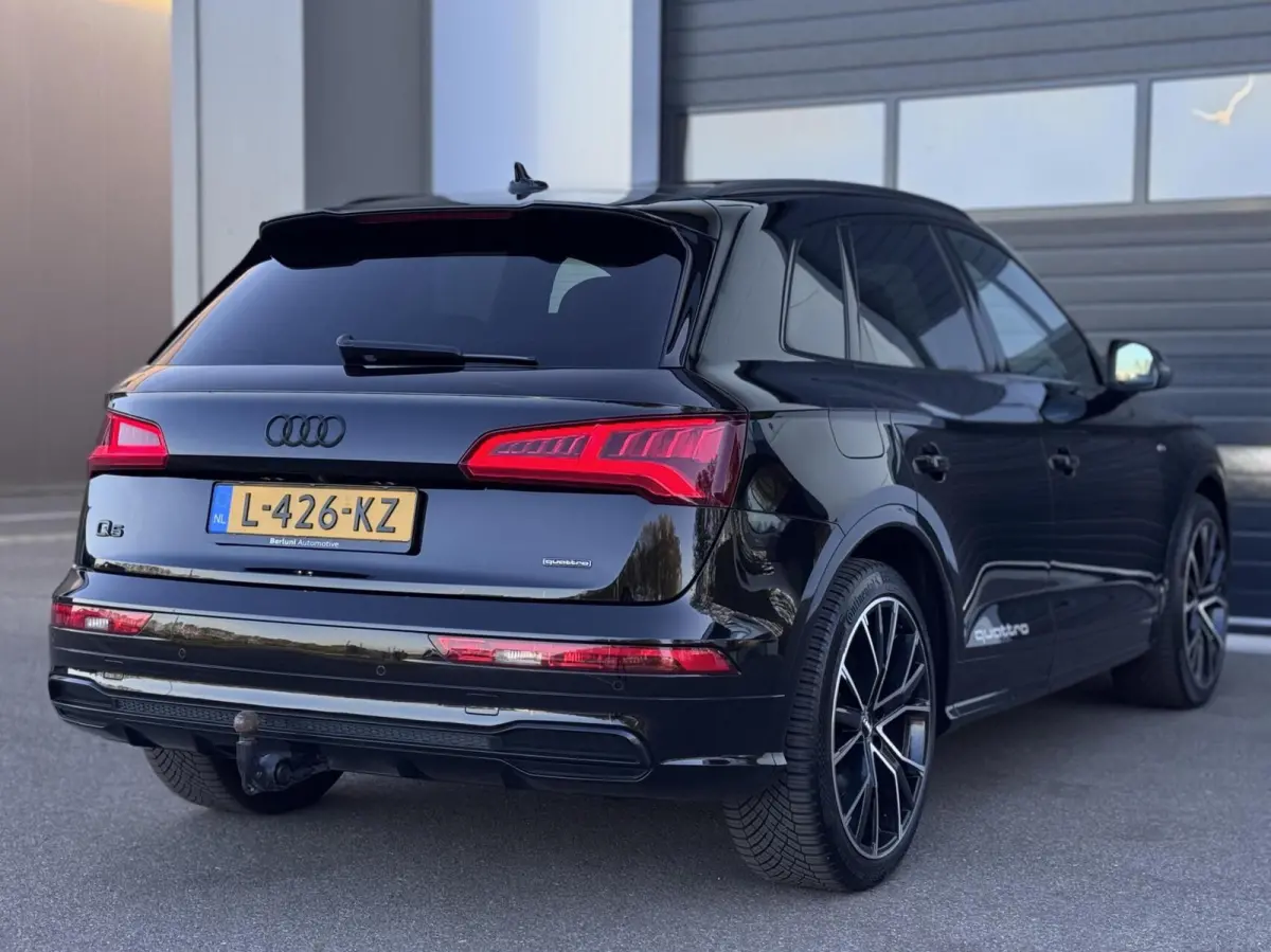 2.0 TFSI Quattro S-Line Black Edition Panodak|Camera
