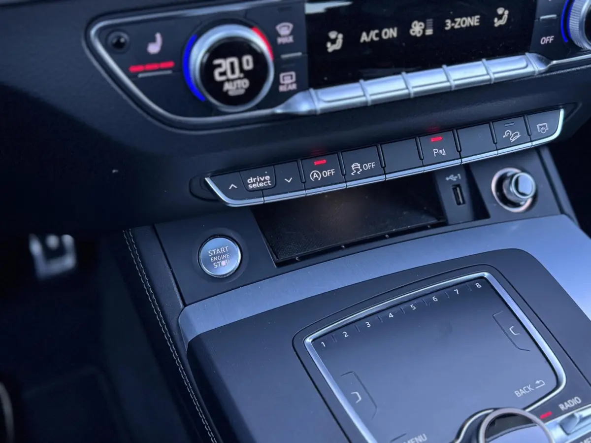 2.0 TFSI Quattro S-Line Black Edition Panodak|Camera
