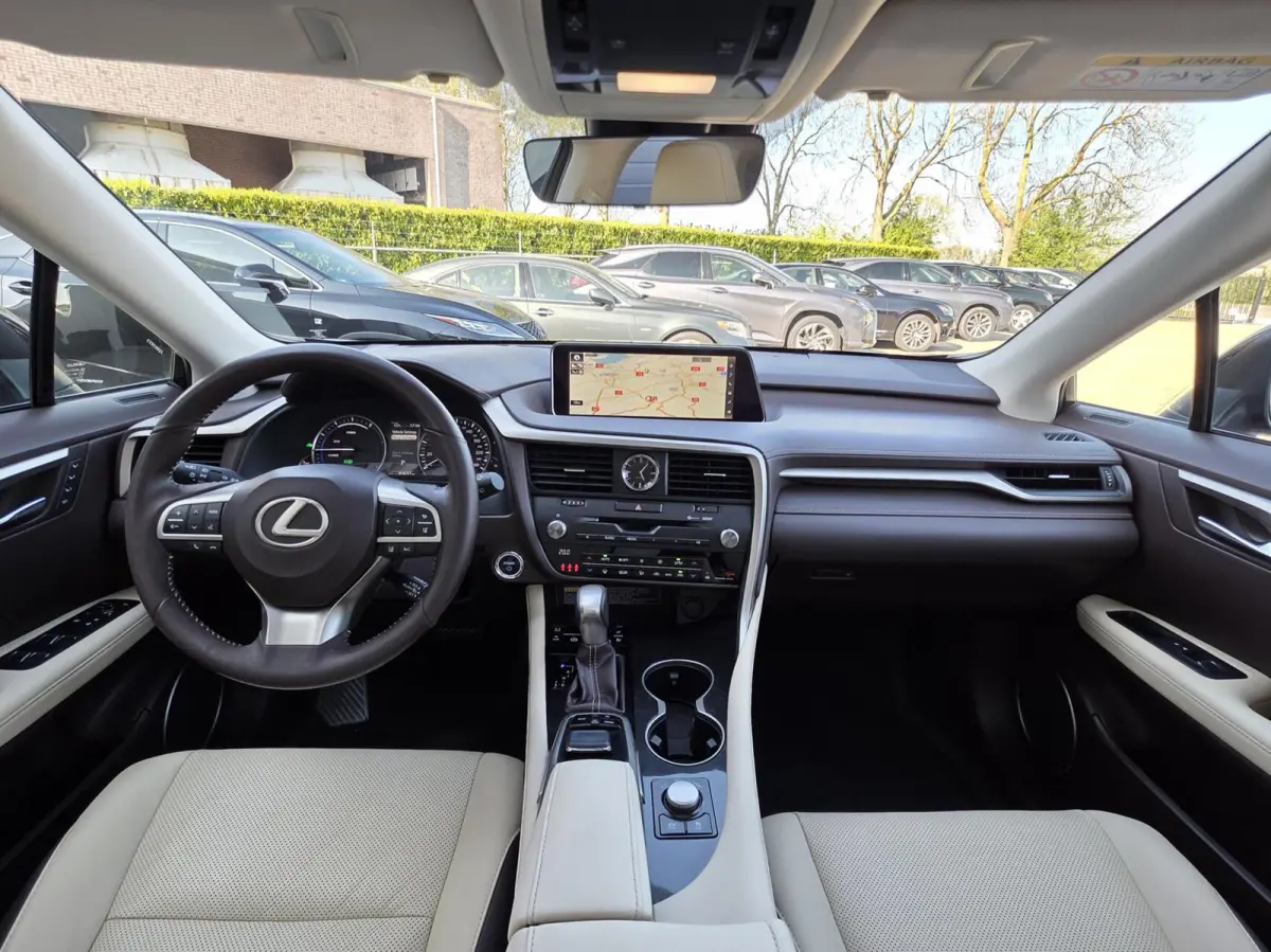 450h 4WD Luxury Line 2 JAAR GARANTIE