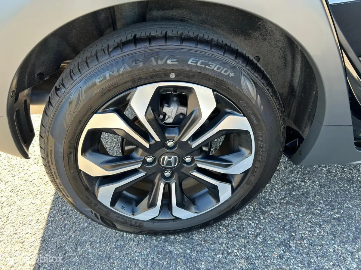 1.5 e:HEV Crosstar Model 2023