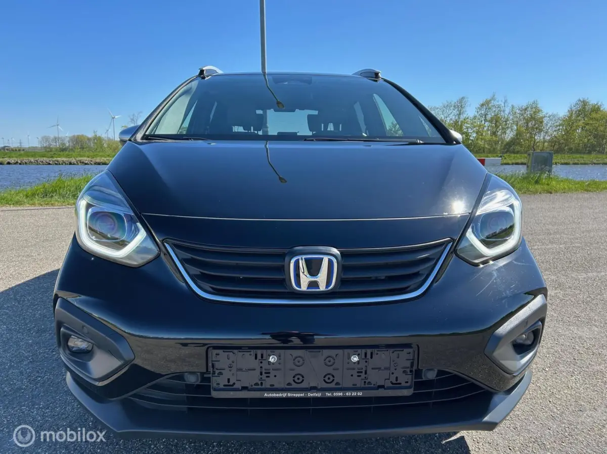 1.5 e:HEV Crosstar Model 2023