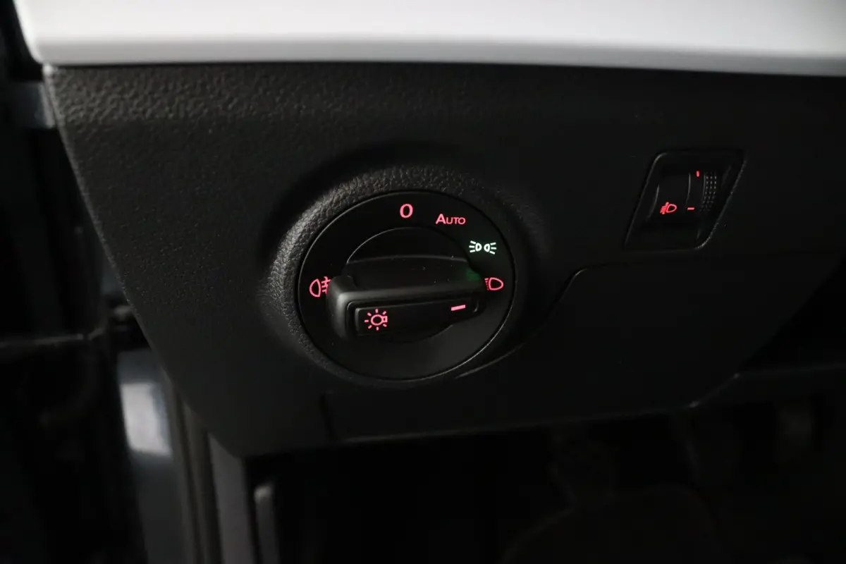 1.0 TSI Style | Navigatie | Climate Control | CarPlay/Android Auto | LED Koplampen | Parkeersensoren | Lichtmetalen Velgen