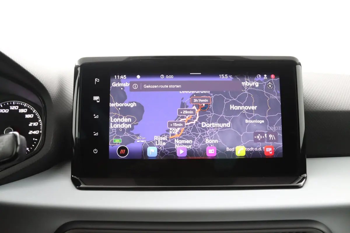 1.0 TSI Style | Navigatie | Climate Control | CarPlay/Android Auto | LED Koplampen | Parkeersensoren | Lichtmetalen Velgen