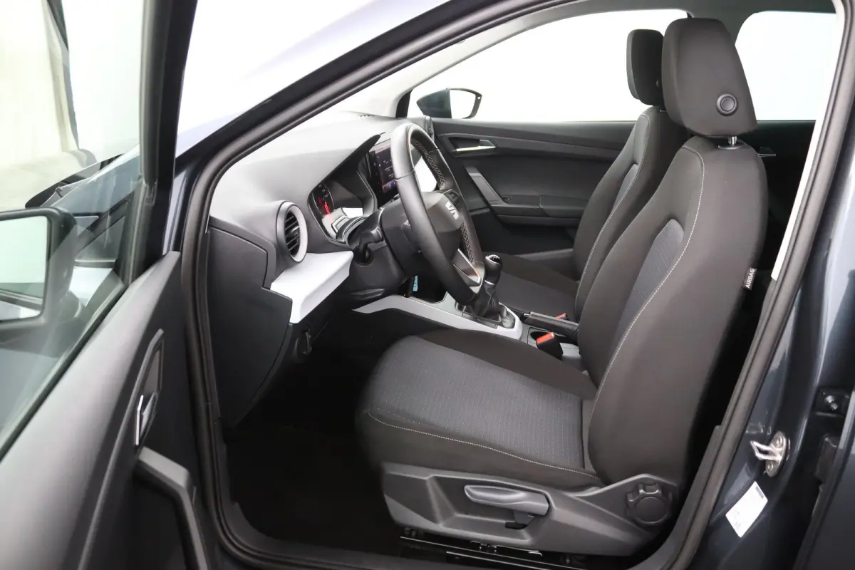 1.0 TSI Style | Navigatie | Climate Control | CarPlay/Android Auto | LED Koplampen | Parkeersensoren | Lichtmetalen Velgen