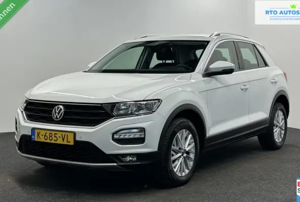 1.0 TSI Style Business CARPLAY NAVI ADAPTIEF CRUISE.
