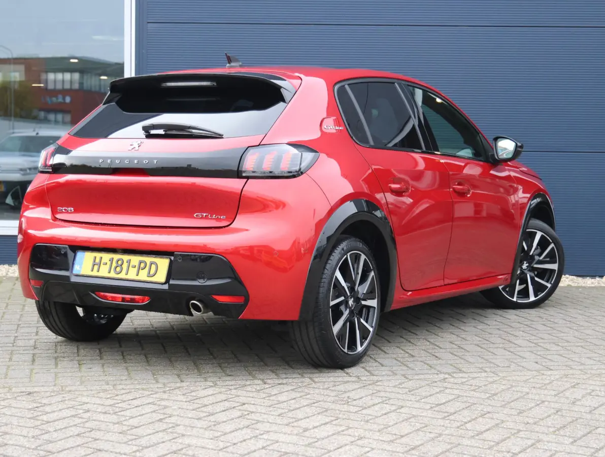 1.2 100pk GT-Line 1ste Eigenaar | Panoramadak | Nappa Leer | 17" LMV | Apple Carplay & Android auto