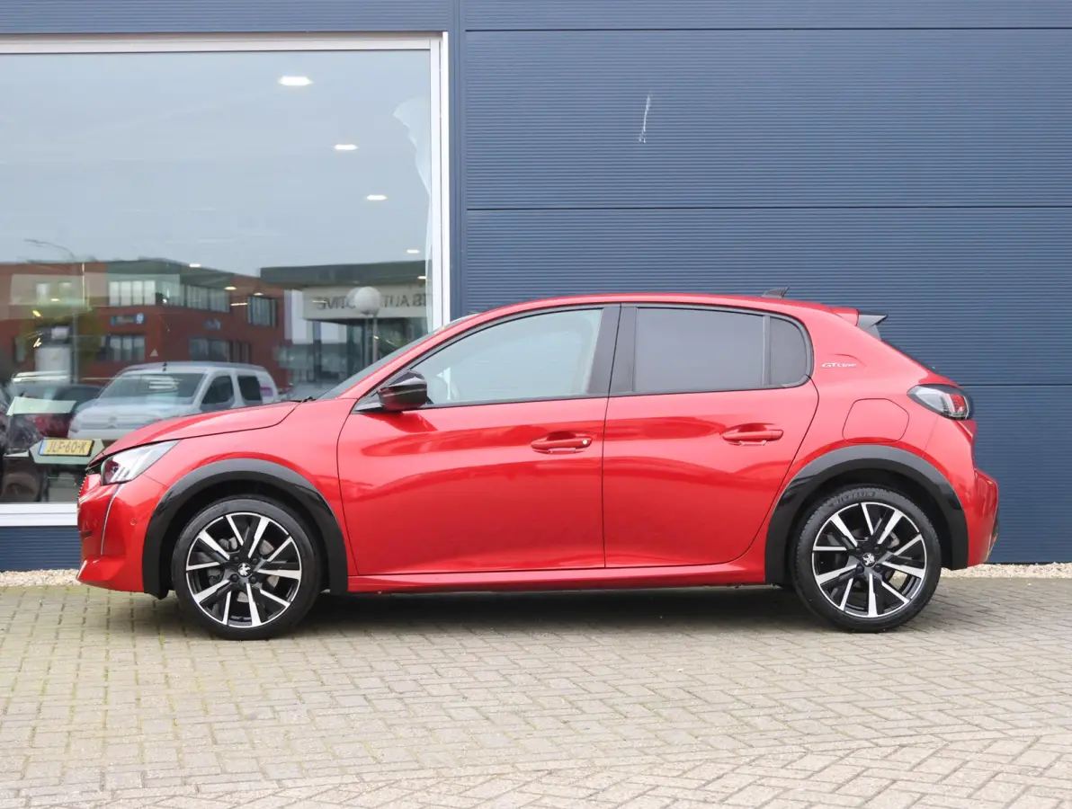 1.2 100pk GT-Line 1ste Eigenaar | Panoramadak | Nappa Leer | 17" LMV | Apple Carplay & Android auto