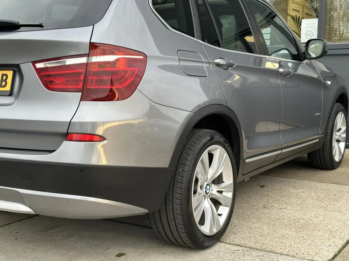 xDrive35i High Executive Automaat Youngtimer 306PK