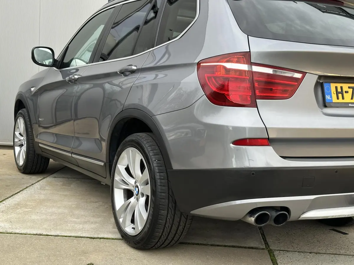 xDrive35i High Executive Automaat Youngtimer 306PK