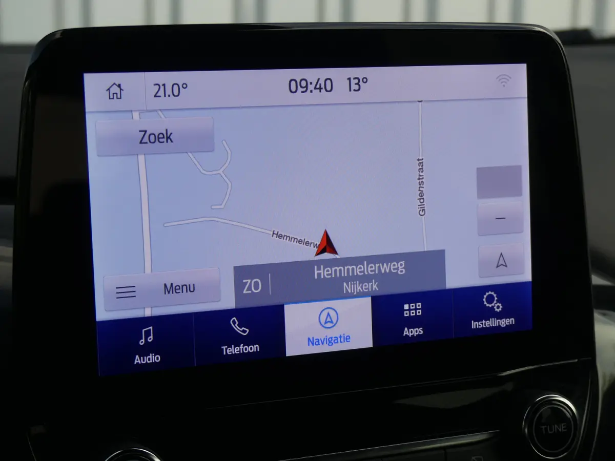 1.0 EcoBoost ST-Line | TREKHAAK | CAMERA | STUUR+STOEL+VOORRUITVERWARMING | PARKEERSENSOREN V+A | APPLE CARPLAY / ANDRIOD AUTO | NAVI | LMV 17" | KEYLESS |