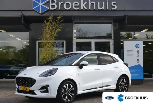 1.0 EcoBoost ST-Line | TREKHAAK | CAMERA | STUUR+STOEL+VOORRUITVERWARMING | PARKEERSENSOREN V+A | APPLE CARPLAY / ANDRIOD AUTO | NAVI | LMV 17" | KEYLESS |
