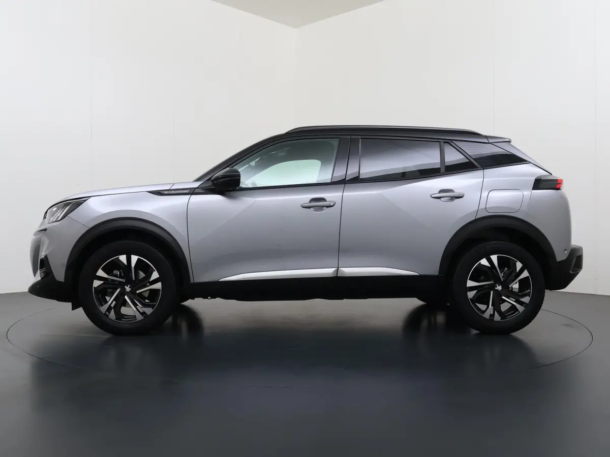 SUV GT-Line 130pk | Navigatie | Automatische airco | Camera achter | Parkeersensoren voor en achter | Cruise control | Full LED koplampen | Apple Carplay en Android auto | 1e eigenaar