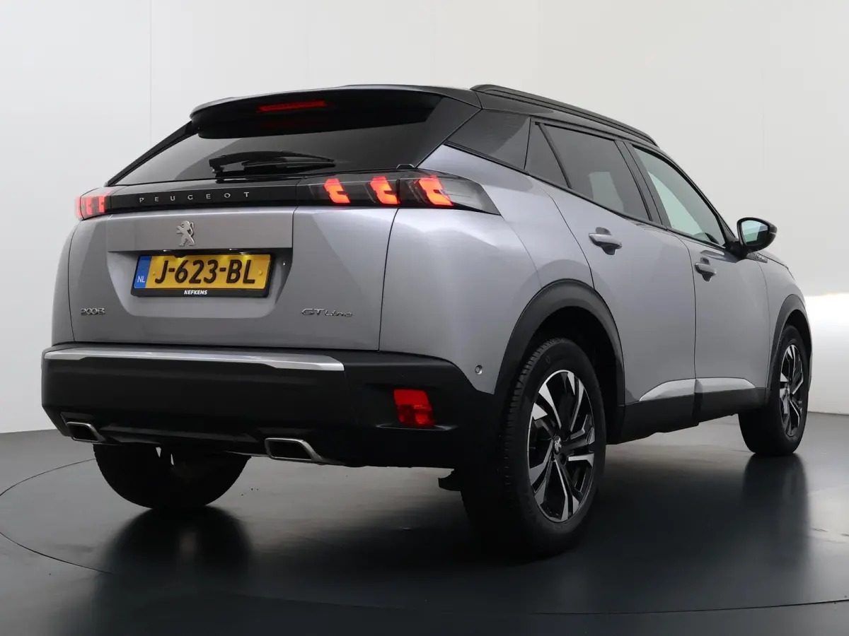 SUV GT-Line 130pk | Navigatie | Automatische airco | Camera achter | Parkeersensoren voor en achter | Cruise control | Full LED koplampen | Apple Carplay en Android auto | 1e eigenaar