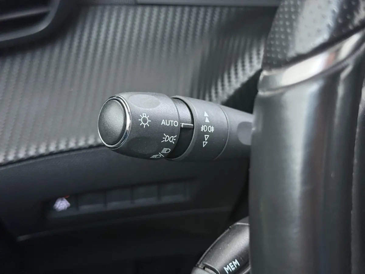 SUV GT-Line 130pk | Navigatie | Automatische airco | Camera achter | Parkeersensoren voor en achter | Cruise control | Full LED koplampen | Apple Carplay en Android auto | 1e eigenaar