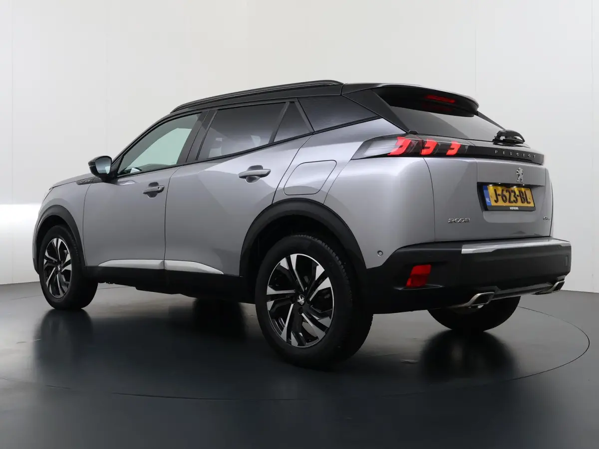 SUV GT-Line 130pk | Navigatie | Automatische airco | Camera achter | Parkeersensoren voor en achter | Cruise control | Full LED koplampen | Apple Carplay en Android auto | 1e eigenaar