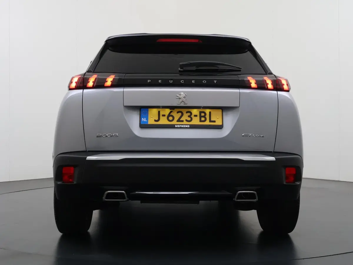 SUV GT-Line 130pk | Navigatie | Automatische airco | Camera achter | Parkeersensoren voor en achter | Cruise control | Full LED koplampen | Apple Carplay en Android auto | 1e eigenaar