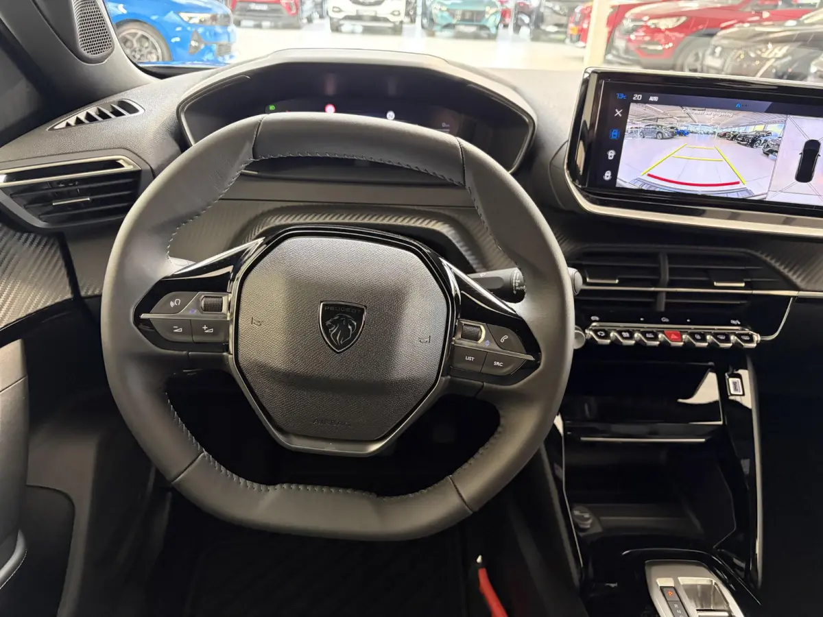 1.2 Hybrid 145 Allure | Navigatie | Parkeer Camera | Tot 8 jaar garantie