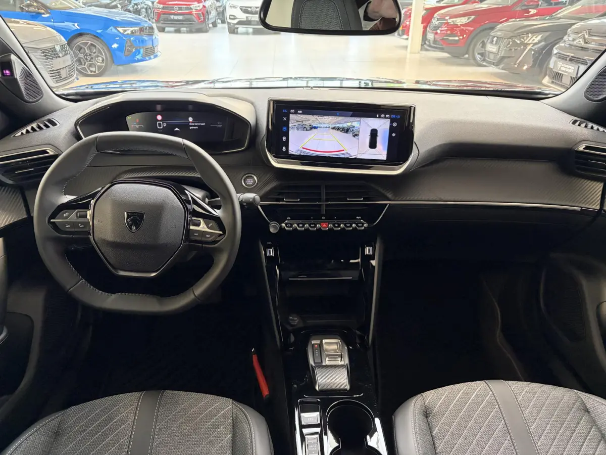 1.2 Hybrid 145 Allure | Navigatie | Parkeer Camera | Tot 8 jaar garantie