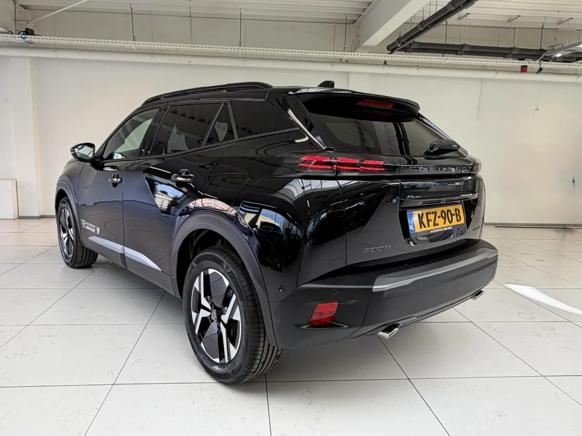 1.2 Hybrid 145 Allure | Navigatie | Parkeer Camera | Tot 8 jaar garantie