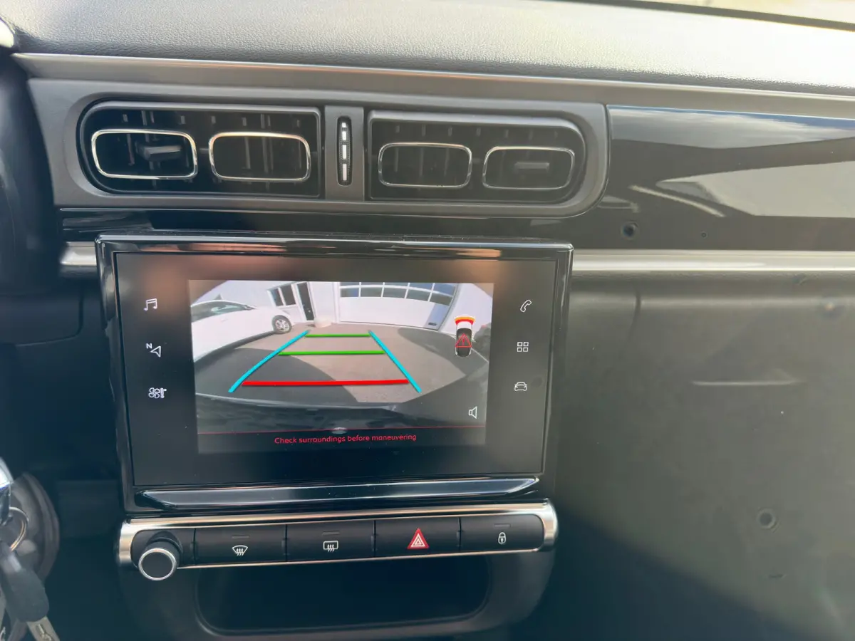 1.2 PureTech S&S Shine Automaat Navigatie Achteruitrijcamera Climate controle