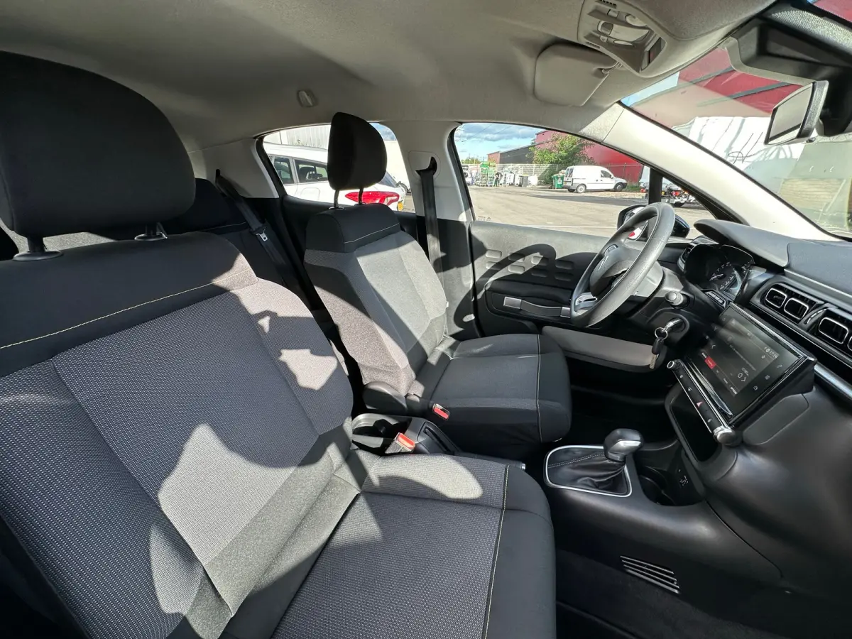 1.2 PureTech S&S Shine Automaat Navigatie Achteruitrijcamera Climate controle