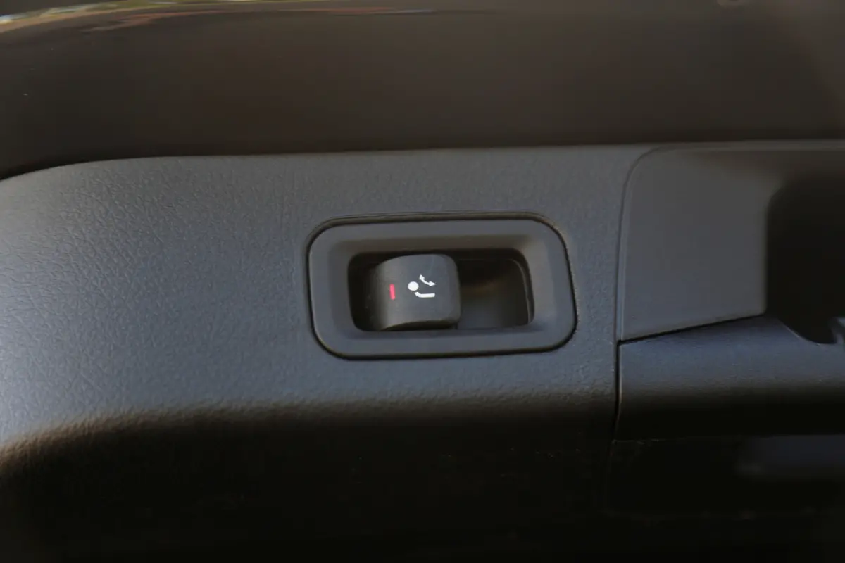 250 e Plug in hybride*Perfect MB Onderh,*ACC/Elek. Trekhaak/Memorie/Stoelverw./Camera/Dodehoek/LED/Elek. Klep/Parkeersens.V+A*