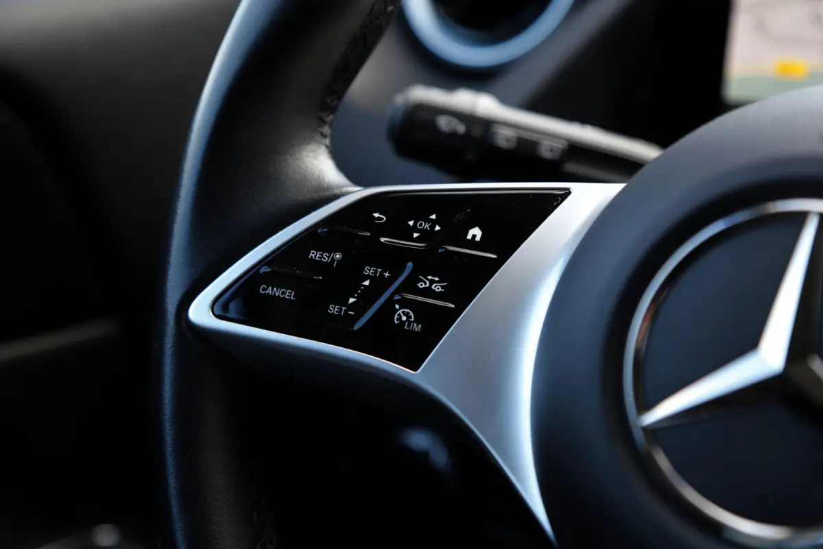 250 e Plug in hybride*Perfect MB Onderh,*ACC/Elek. Trekhaak/Memorie/Stoelverw./Camera/Dodehoek/LED/Elek. Klep/Parkeersens.V+A*