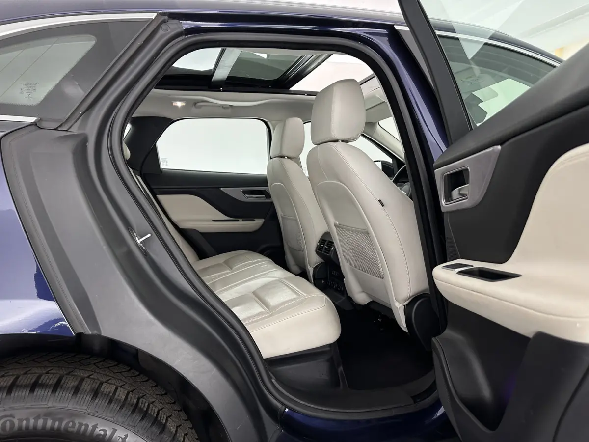 3.0 S AWD 30d Aut. *PANO | LEATHER | XENON | DIGI-COCKPIT | NAVI-FULLMAP | CAMERA | SHIFTPADDLES | ECC | AMBIENTLIGHT | LANE-ASSIST | HEATED-VENTILATED-COMFORTSEATS | PDC | CRUISE | 18''ALU