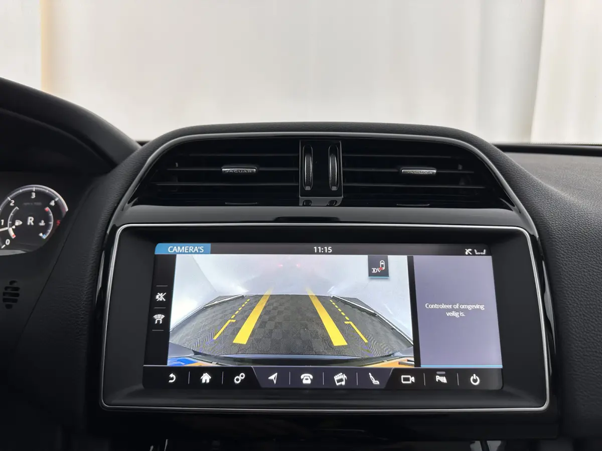 3.0 S AWD 30d Aut. *PANO | LEATHER | XENON | DIGI-COCKPIT | NAVI-FULLMAP | CAMERA | SHIFTPADDLES | ECC | AMBIENTLIGHT | LANE-ASSIST | HEATED-VENTILATED-COMFORTSEATS | PDC | CRUISE | 18''ALU