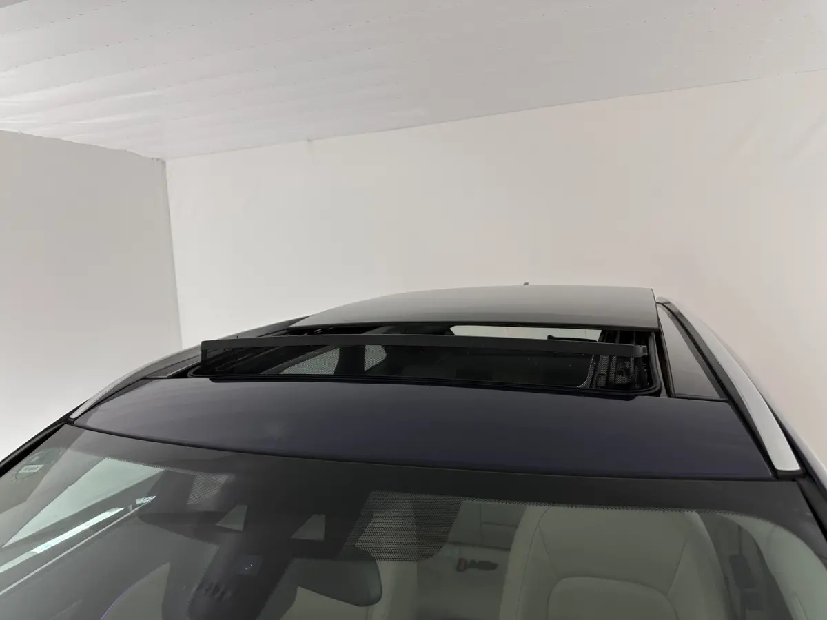3.0 S AWD 30d Aut. *PANO | LEATHER | XENON | DIGI-COCKPIT | NAVI-FULLMAP | CAMERA | SHIFTPADDLES | ECC | AMBIENTLIGHT | LANE-ASSIST | HEATED-VENTILATED-COMFORTSEATS | PDC | CRUISE | 18''ALU