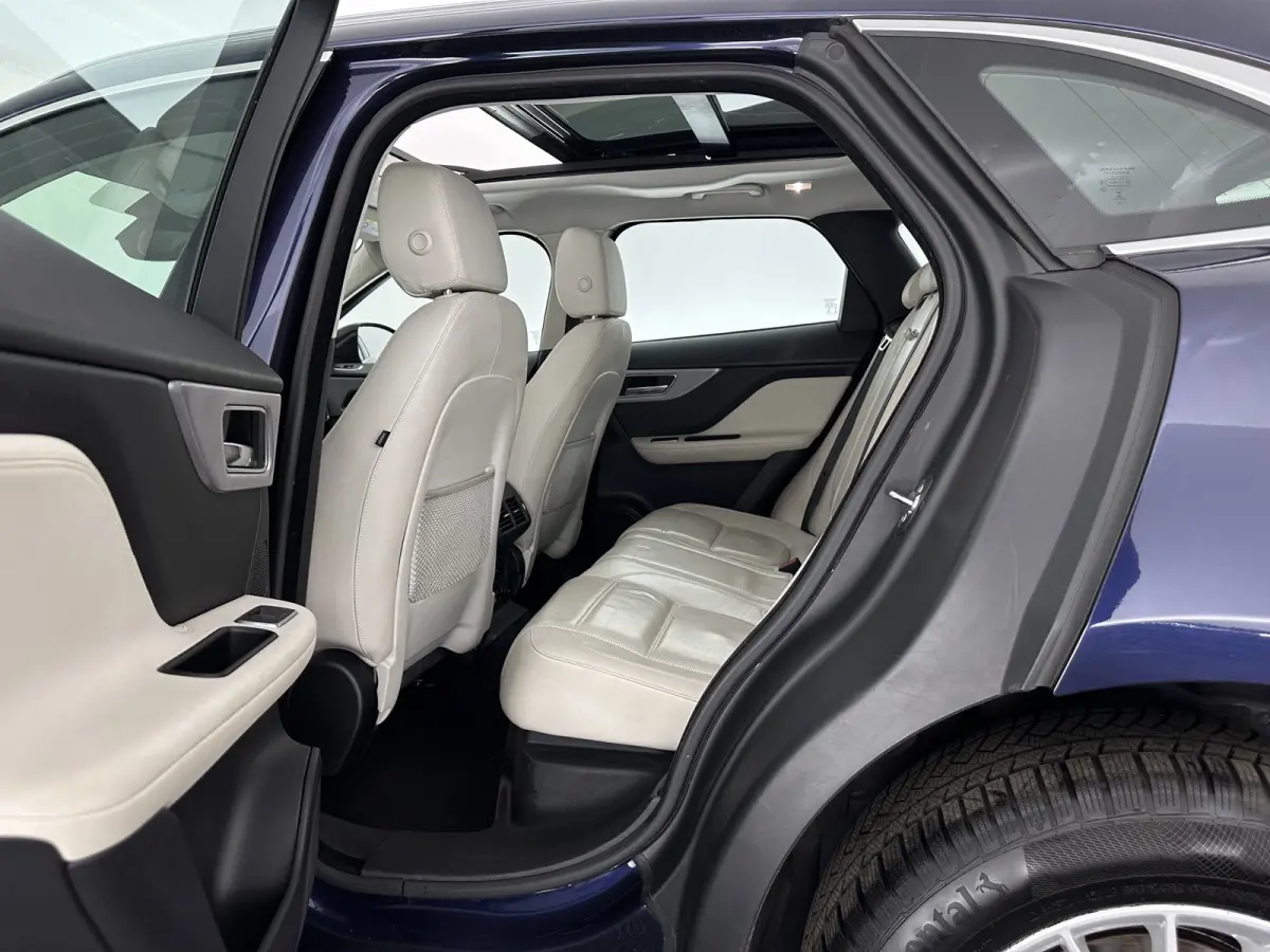 3.0 S AWD 30d Aut. *PANO | LEATHER | XENON | DIGI-COCKPIT | NAVI-FULLMAP | CAMERA | SHIFTPADDLES | ECC | AMBIENTLIGHT | LANE-ASSIST | HEATED-VENTILATED-COMFORTSEATS | PDC | CRUISE | 18''ALU